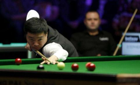 强防守时依 强防守时依